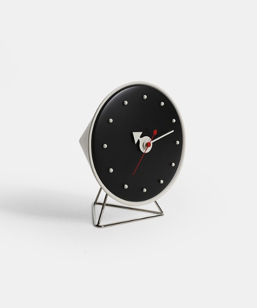 100039. Vitra Cone Clock