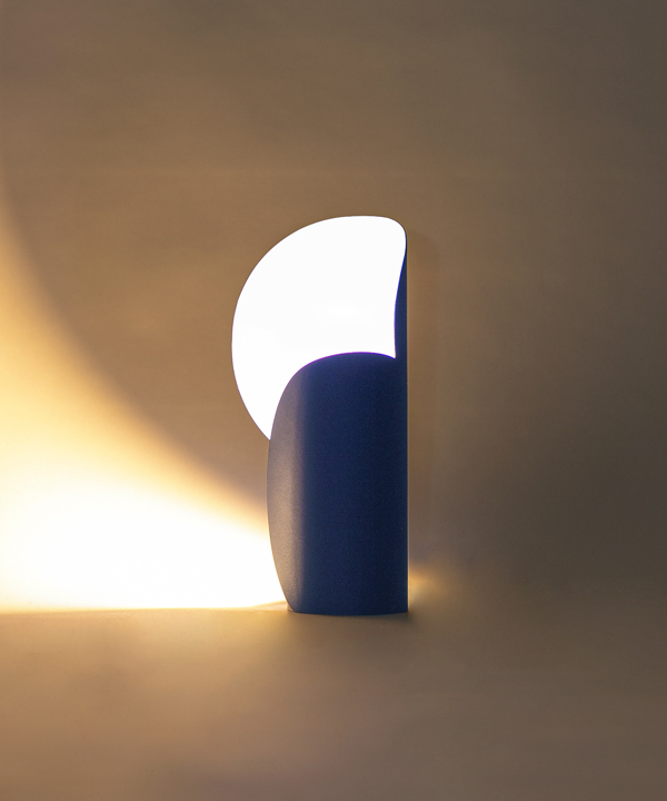 100354. Jadoo Table Lamp