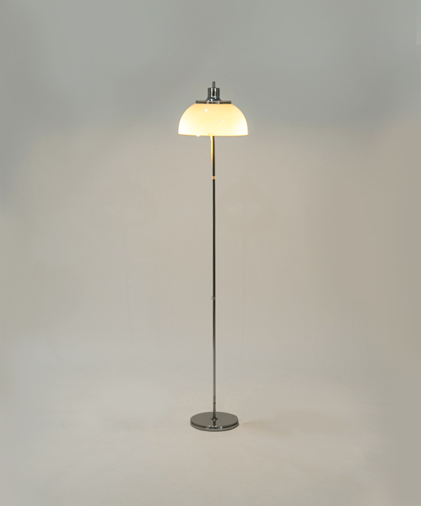 101382. [Harvey Guzzini] 장스텐드